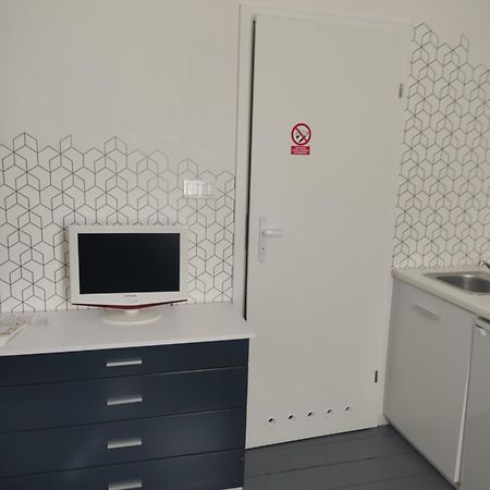 Kawalerka W Centrum Leszna. 레스노 외부 사진